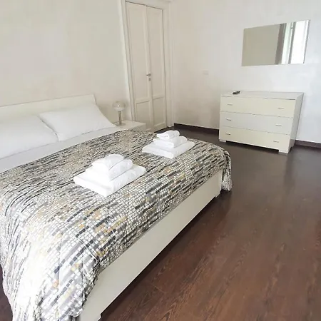 Апартаменти Star House - Centro *