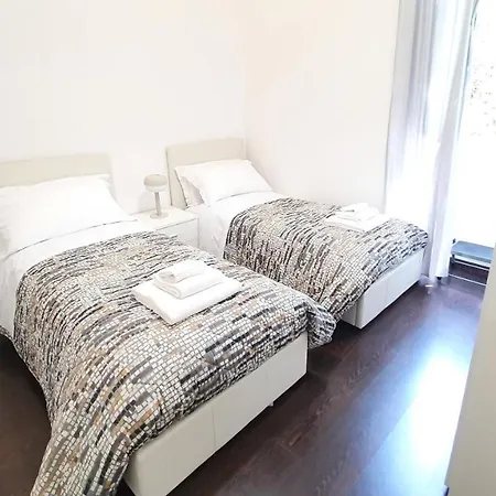Star House - Centro Apartament *